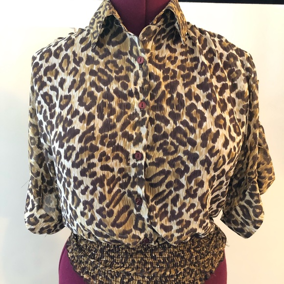 Forever 21 Woman's Animal Print Top - Picture 5 of 13